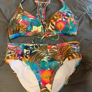 Ashley Graham Bikini. Size 14